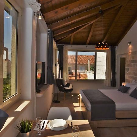 Apartments4You Supetar-The Best And Most Popular Apartments For Discovering The Island - Free Parking - 200 Meters From The Beach Eksteriør bilde