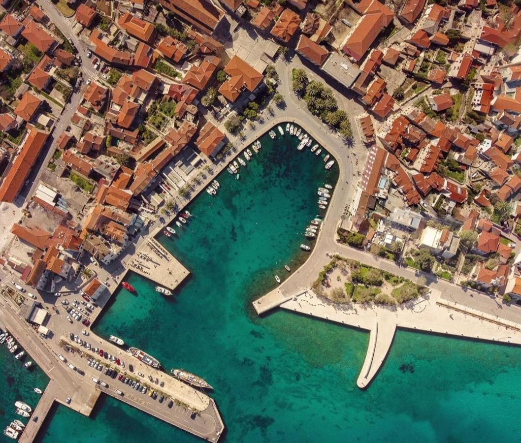 Apartments4You Supetar-The Best And Most Popular Apartments For Discovering The Island - Free Parking - 200 Meters From The Beach Eksteriør bilde
