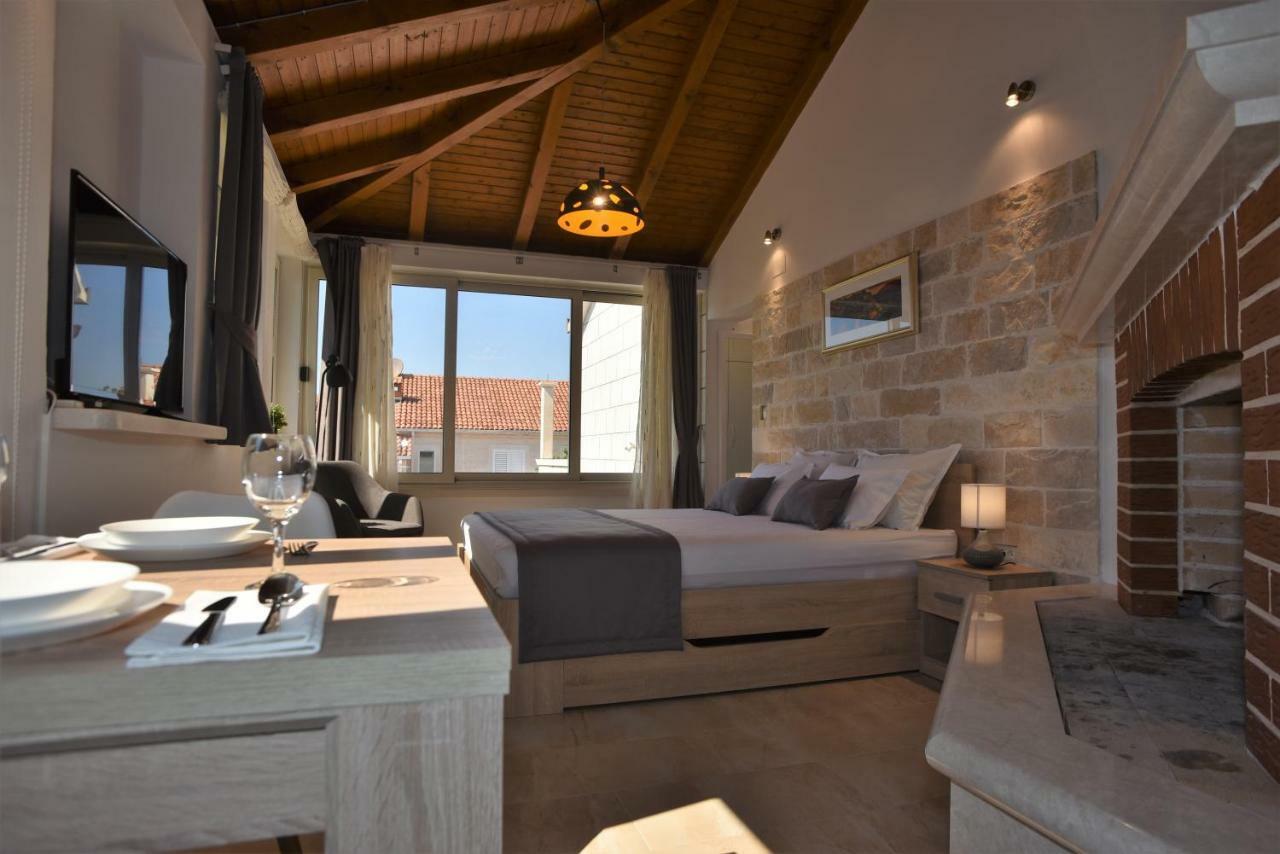 Apartments4You Supetar-The Best And Most Popular Apartments For Discovering The Island - Free Parking - 200 Meters From The Beach Eksteriør bilde